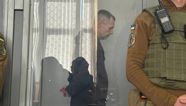 Убивство Парубія: у суді показали відео зі сховком зі зброєю