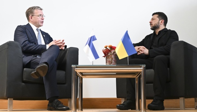 Зеленський після розмови з прем'єром Фінляндії: Будуть нові рішення на підтримку України вже цього місяця