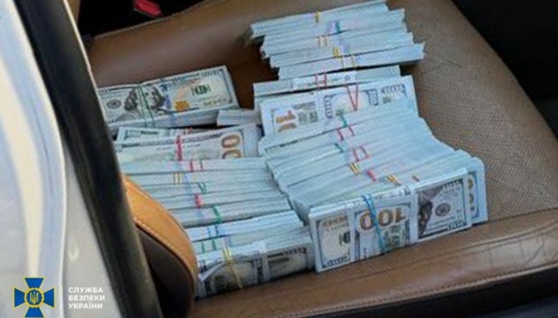 В Одесі адвоката підозрюють у шахрайстві на $315 тисяч за обіцянку «закрити» кримінальну справу