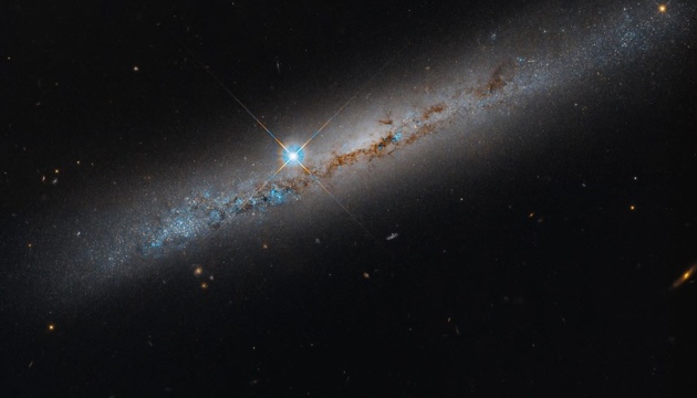 Hubble показав спіральну галактику в сузір’ї Голуба