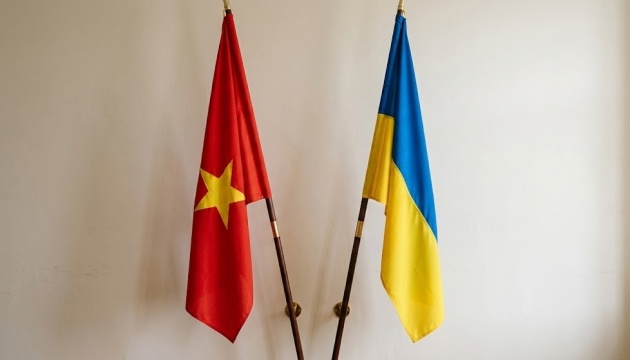 Le Vietnam accorde à l'Ukraine un paquet d'aide humanitaire de 500 000 dollars