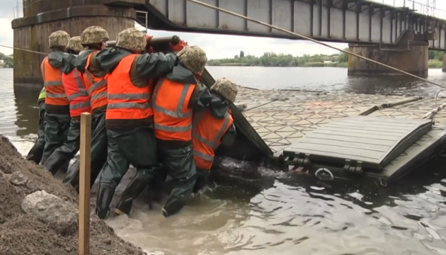 В Україні спрощують будівництво комбінованих водних переправ