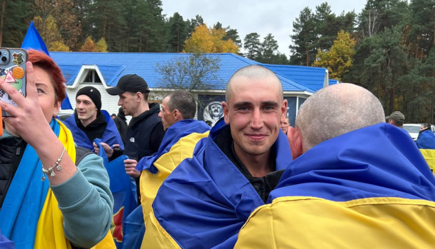 L’Ukraine a récupéré 270 militaires détenus en captivité en Russie