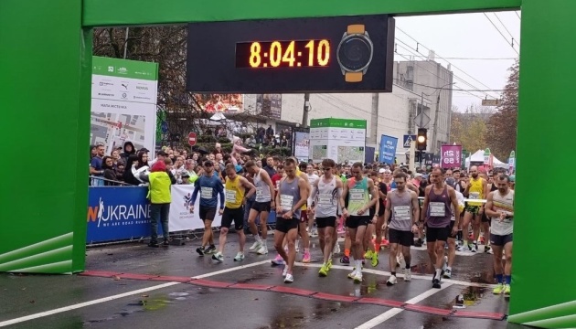 У Хмельницькому під час Київського марафону зібрали майже ₴1,5 мільйона для ССО