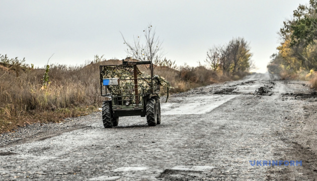 Дороги Донеччини поблизу Краматорська / Фото: Дмитро Смольєнко, Укрінформ