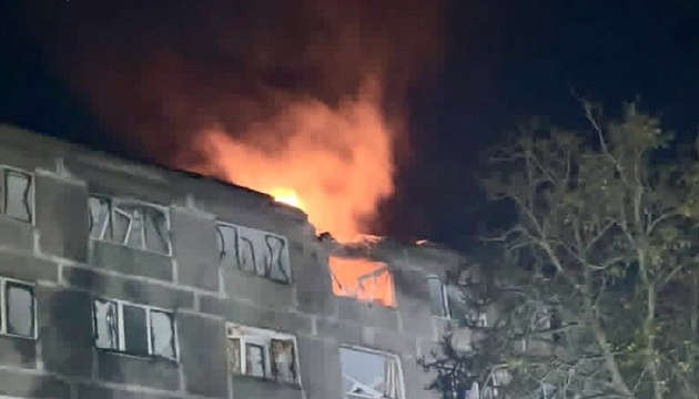 Росіяни завдали удару по гуртожитку у Дніпрі