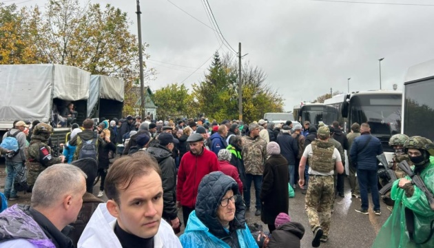В Олешках триває гуманітарна операція, з Лубінцем на постійному зв’язку - Буданов
