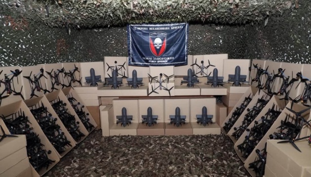 Київ передав військовим майже 5000 безпілотників